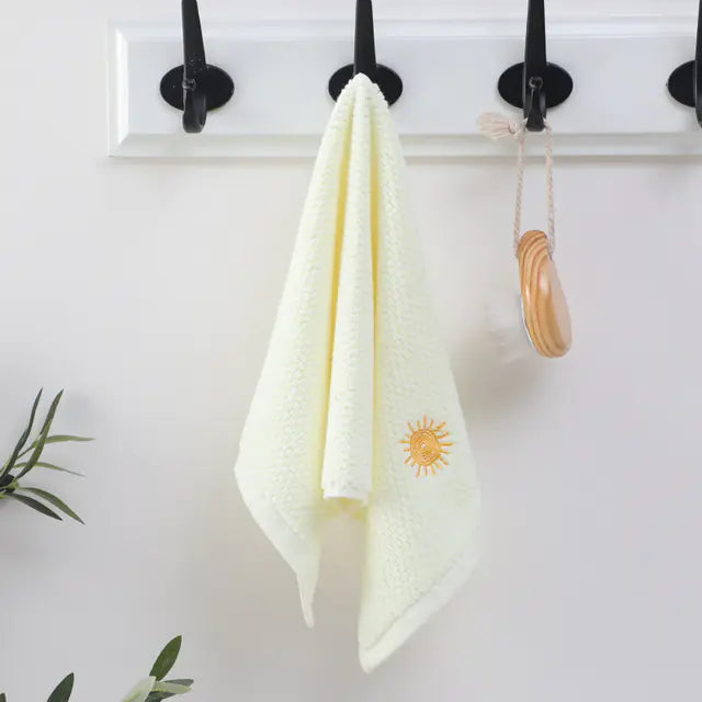 Soft Coral Velvet Cartoon Baby Bath Towel