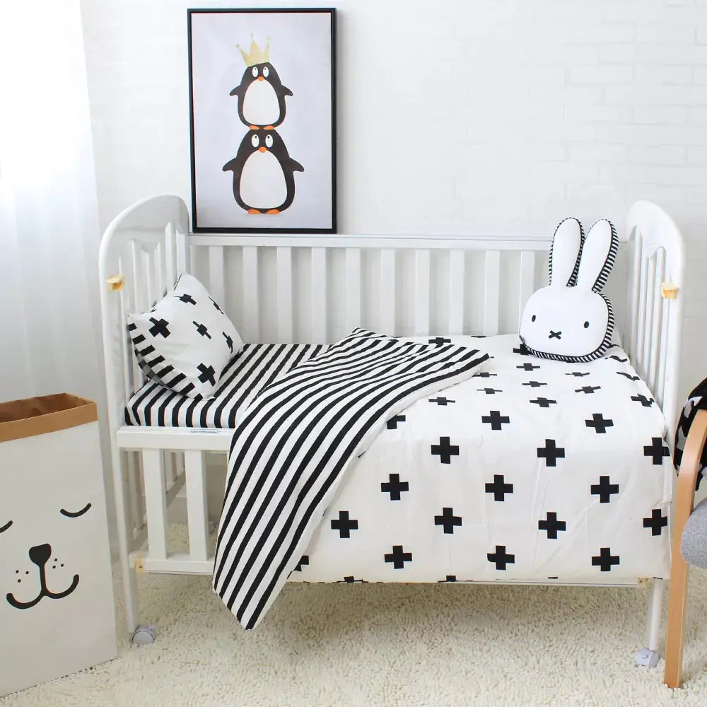 3-Piece Bedding Set with Simple Star Design